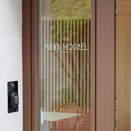 Kein Hostel *