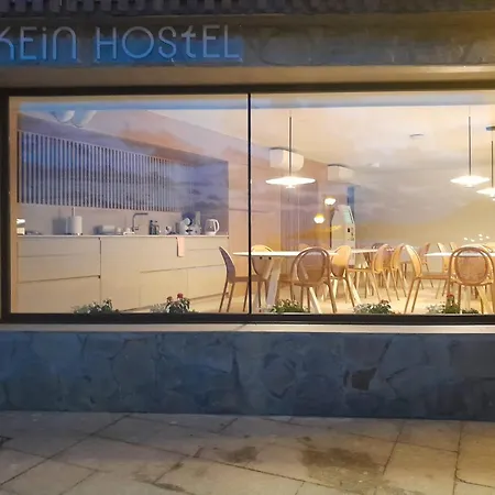 Kein Hostel *